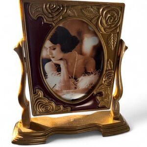 Vintage gold decorative plastic tilt photo frame